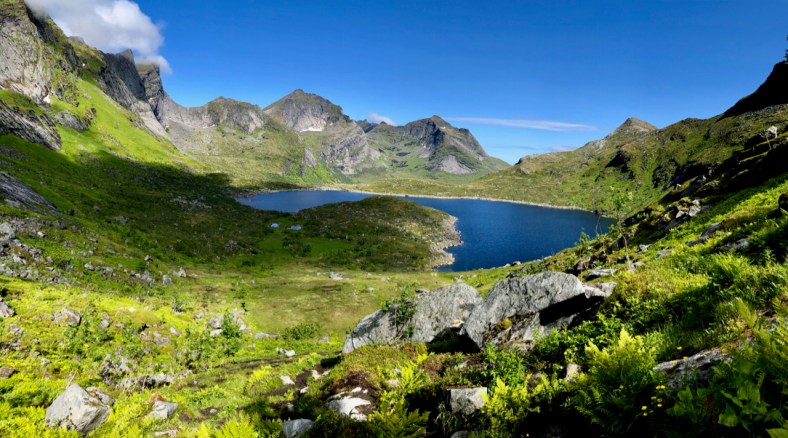 Looking back on Fageravatnet lake